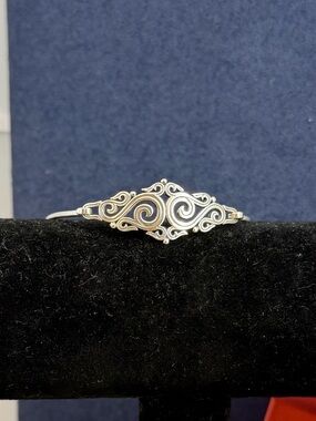 JAMES AVERY Sterling Silver Sorrento Scroll Hook-On Bangle Bracelet 6.5” RETIRED